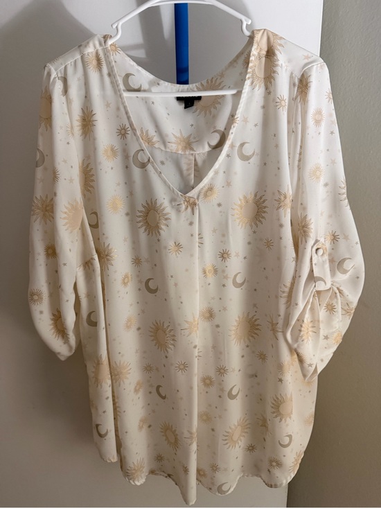 torrid Tops - torrid Cream Sun & Moon Print V-Neck Blouse